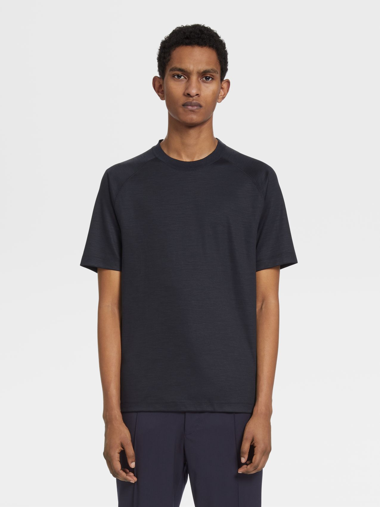 メンズ Acne Studios Acne Studios Navid ロゴtシャツ ネイビーの通販 By ぼるshop アクネストゥディオズならラクマ ヤマト