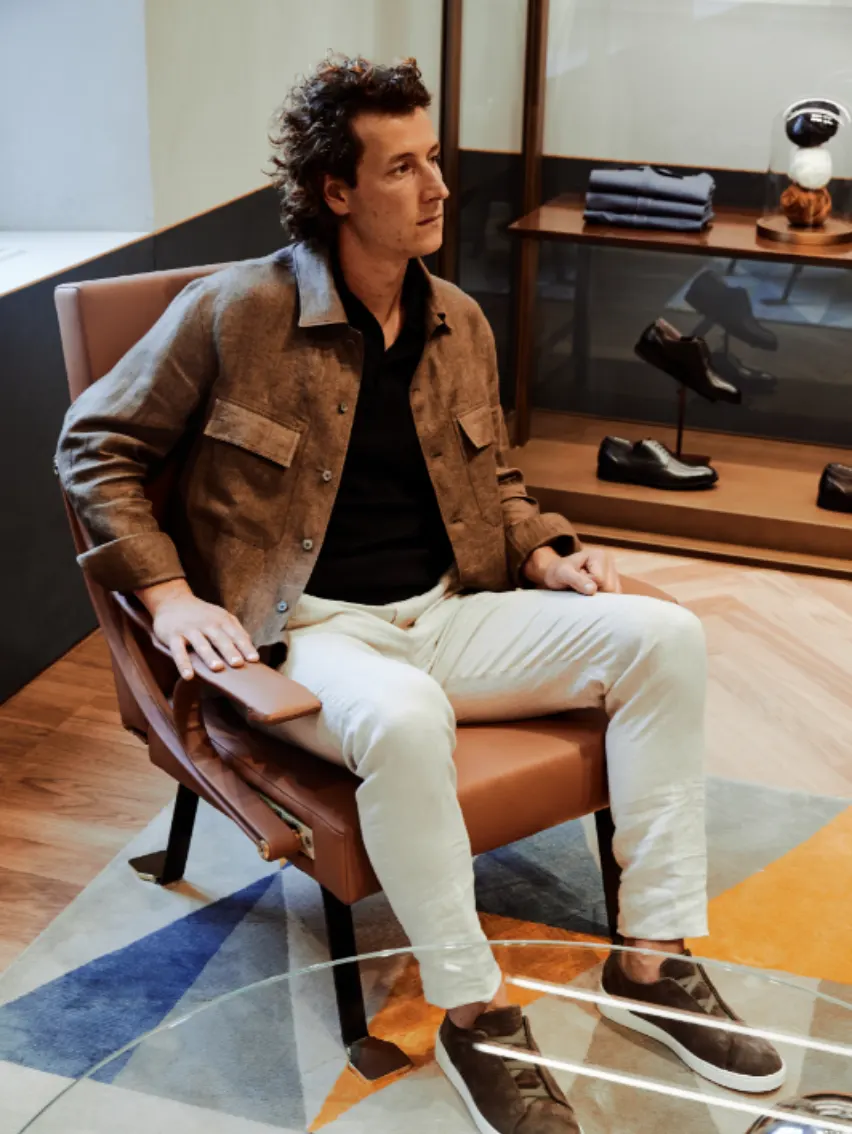 Pietro Pasolini 身着 Zegna Luxury Leisurewear