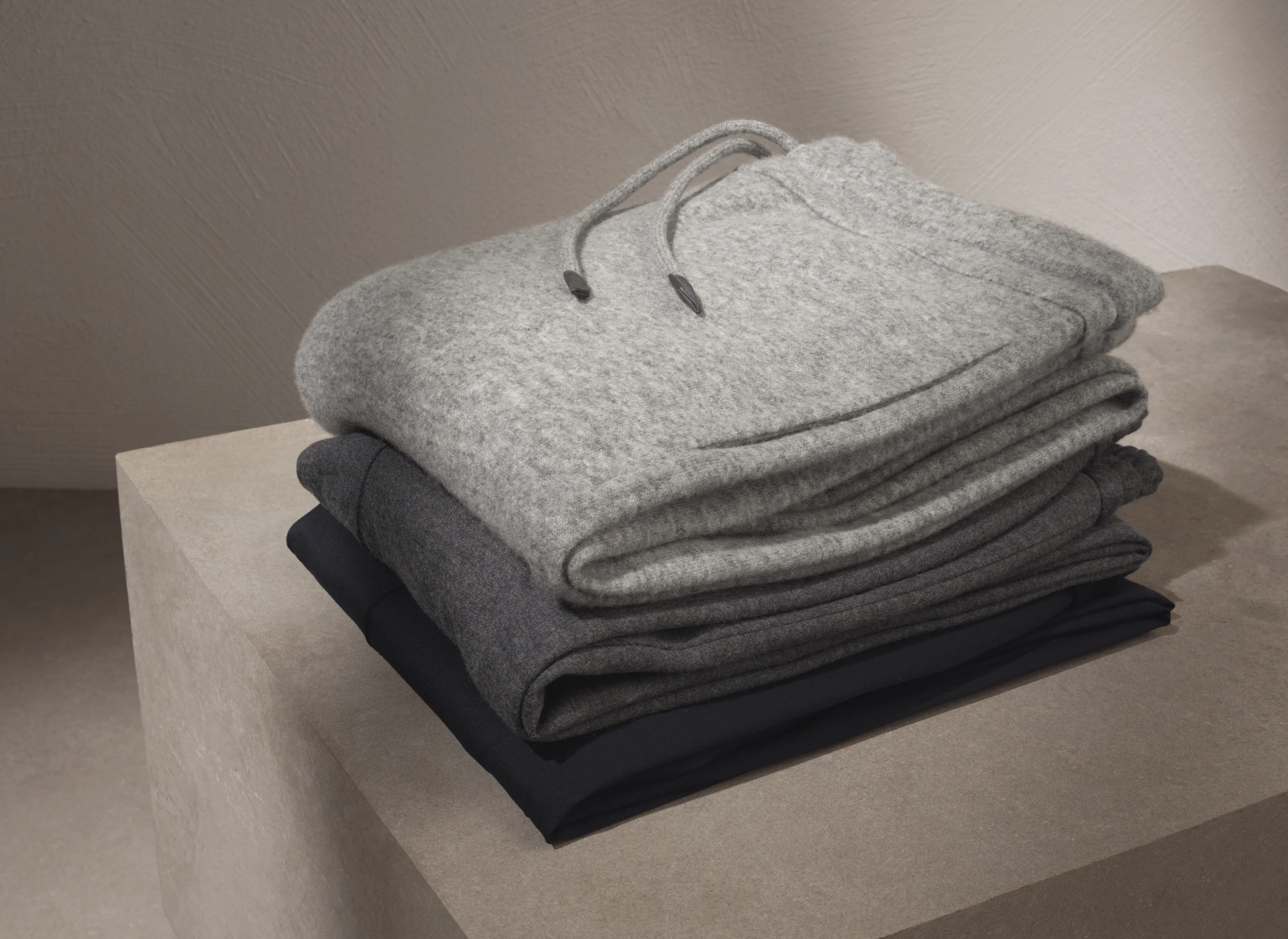 男士时尚定制剪裁慢跑裤 | Zegna